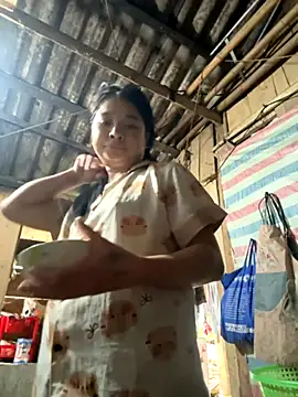 Linh-xxx online show from October 2025 02:23:02 AM