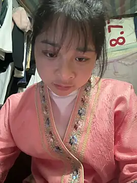 Snapshot of Linh-xxx chatting on February 2026 11:26:02 AM Linh-xxx online show from February 2026 11:26:02 AM