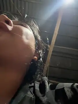 Snapshot of Linh-xxx chatting on February 2026 12:46:01 PM Linh-xxx online show from February 2026 12:46:01 PM