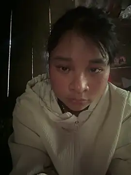 Snapshot of Linh-xxx chatting on March 2026 06:53:01 AM Linh-xxx online show from March 2026 06:53:01 AM