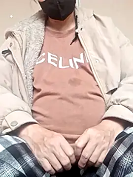 Snapshot of Linh-xxx chatting on March 2026 03:09:02 AM Linh-xxx online show from March 2026 03:09:02 AM