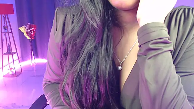 Rashiii  online show from February 2026 04:00:01 PM