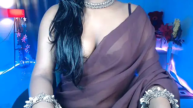 Rashiii  online show from July 2026 05:44:01 PM