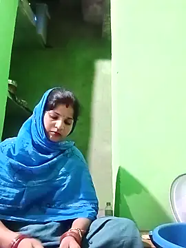 Snapshot of Karishma_cute chatting on October 2025 12:06:01 PM Karishma cute online show from October 2025 12:06:01 PM