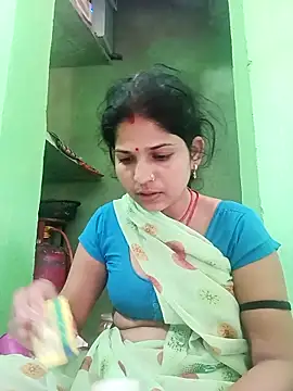 Snapshot of Karishma_cute chatting on October 2025 02:45:02 AM Karishma cute online show from October 2025 02:45:02 AM