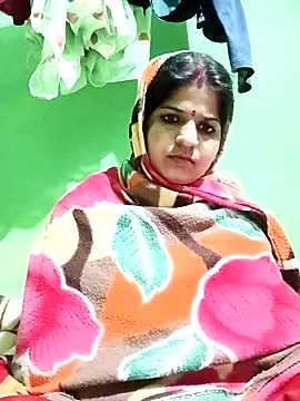 Snapshot of Karishma_cute chatting on November 2025 07:36:01 PM Karishma cute online show from November 2025 07:36:01 PM