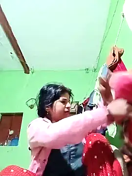 Snapshot of Karishma_cute chatting on November 2025 11:36:02 PM Karishma cute online show from November 2025 11:36:02 PM