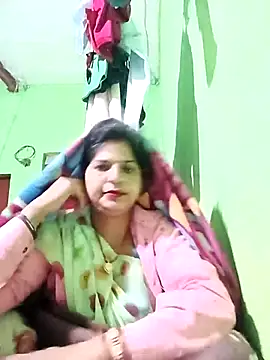 Snapshot of Karishma_cute chatting on November 2025 06:06:02 PM Karishma cute online show from November 2025 06:06:02 PM