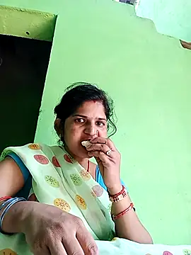 Snapshot of Karishma_cute chatting on November 2025 06:45:02 AM Karishma cute online show from November 2025 06:45:02 AM