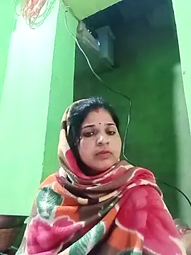 Snapshot of Karishma_cute chatting on November 2025 11:21:02 AM Karishma cute online show from November 2025 11:21:02 AM