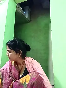 Snapshot of Karishma_cute chatting on November 2025 02:14:02 AM Karishma cute online show from November 2025 02:14:02 AM