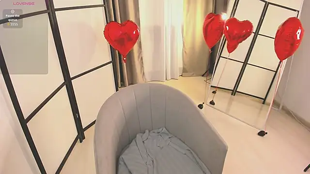 Stacy Starr online show from February 2026 02:32:01 PM