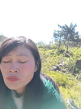 siusiu-00 online show from February 2026 04:39:02 AM