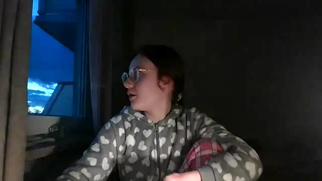 Snapshot of LuckySLove chatting on March 2026 05:58:02 PM LuckySLove online show from March 2026 05:58:02 PM