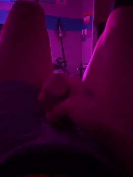 Snapshot of shadespider chatting on April 2026 08:36:02 AM shadespider online show from April 2026 08:36:02 AM