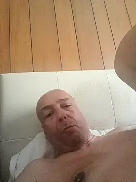 Cucco25 online show from June 2026 05:39:02 AM