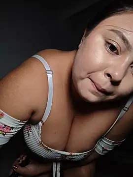 EliaStone05 online show from March 2026 08:01:02 PM