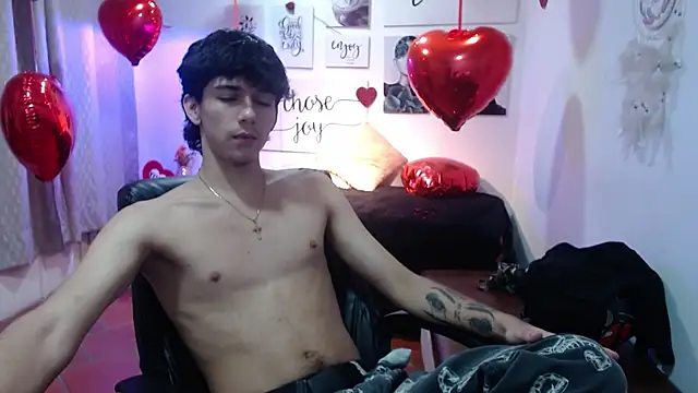 AmethystShadow17 online show from February 2026 08:16:01 PM