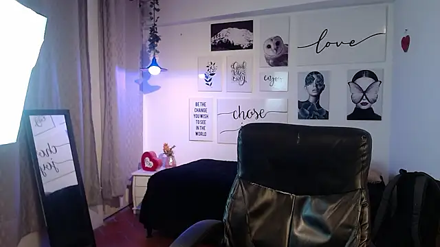 AmethystShadow17 online show from March 2026 08:12:01 PM