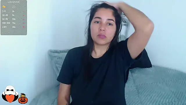 HaannaAGT online show from October 2025 09:16:01 PM