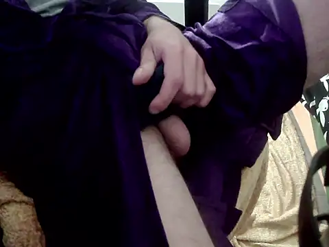 Batboy94 online show from April 2026 09:49:02 PM