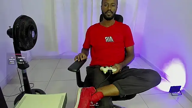 BenhtenBlack25 online show from October 2025 07:07:02 PM