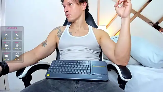 Justin valverde online show from April 2026 08:10:01 PM