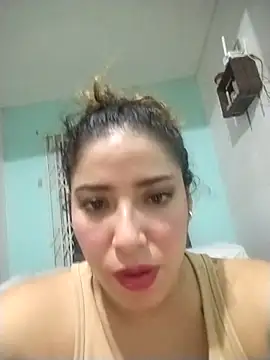 Yvonny27 online show from March 2026 02:46:01 AM