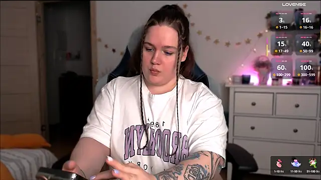 SummerTina online show from February 2025 03:31:02 PM