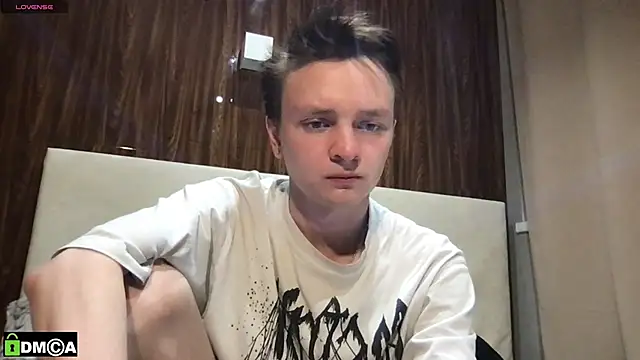 Logan mett online show from November 2025 03:45:01 PM