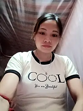 huhu-sexxy online show from October 2025 10:21:02 PM