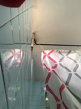 Zoe fire online show from November 2025 12:16:02 PM