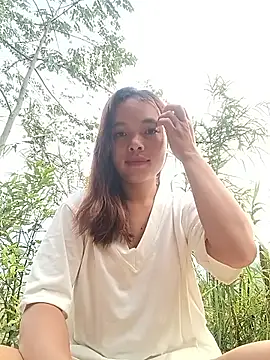 Snapshot of Nguyet2k4 chatting on April 2026 11:06:01 PM Nguyet2k4 online show from April 2026 11:06:01 PM