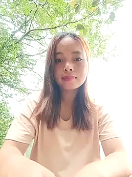 Snapshot of Nguyet2k4 chatting on April 2026 12:57:01 AM Nguyet2k4 online show from April 2026 12:57:01 AM