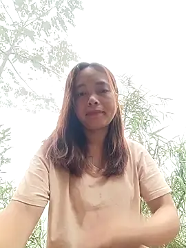 Snapshot of Nguyet2k4 chatting on May 2026 11:13:02 PM Nguyet2k4 online show from May 2026 11:13:02 PM