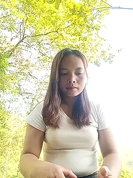 Snapshot of Nguyet2k4 chatting on May 2026 12:39:01 AM Nguyet2k4 online show from May 2026 12:39:01 AM