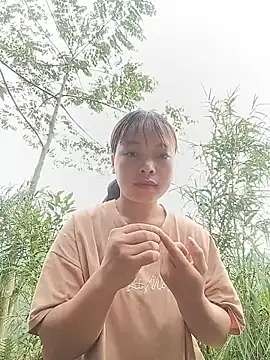 Snapshot of Nguyet2k4 chatting on May 2026 11:31:02 PM Nguyet2k4 online show from May 2026 11:31:02 PM