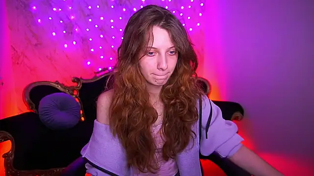 CuteeFoxy online show from February 2026 02:45:01 PM