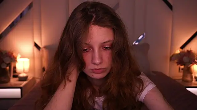 CuteeFoxy online show from April 2026 12:36:01 PM