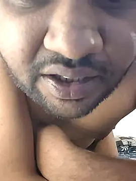 Akki19989 online show from November 2025 03:39:01 PM