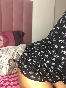 Bubbles156 online show from April 2026 01:32:02 PM