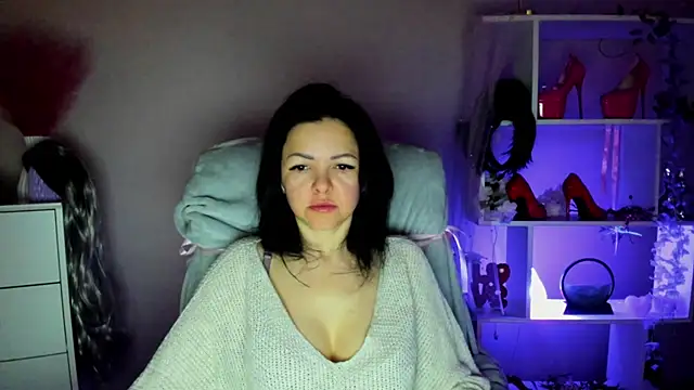 Mollybloom40 online show from April 2026 06:09:01 AM