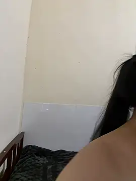 Snapshot of Aimee_milk chatting on April 2026 02:10:02 PM Aimee milk online show from April 2026 02:10:02 PM
