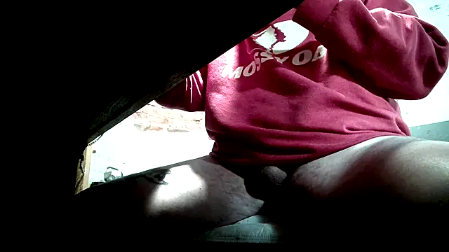 Snapshot of splatteringfun chatting on April 2026 02:00:02 PM splatteringfun online show from April 2026 02:00:02 PM