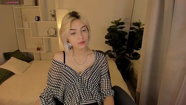 AlysiaSun  online show from October 2025 02:06:02 PM