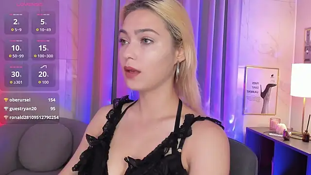 Snapshot of AlysiaSun_ chatting on July 2026 06:13:02 PM AlysiaSun online show from July 2026 06:13:02 PM