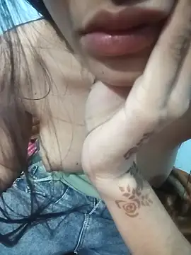 strip queennn online show from December 2025 05:51:02 PM