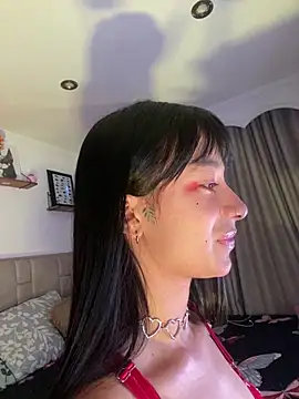 Snapshot of _TiniWild chatting on February 2026 11:11:02 PM TiniWild online show from February 2026 11:11:02 PM