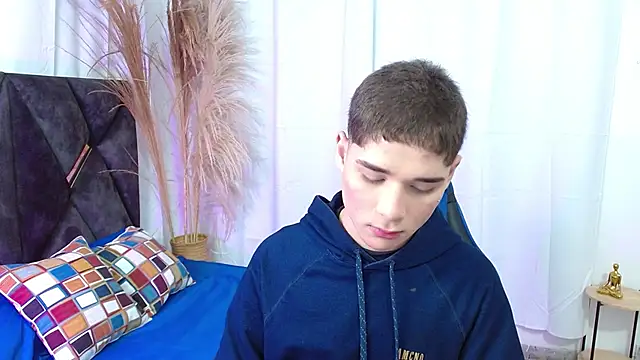 Mattass18 online show from November 2025 01:32:01 PM