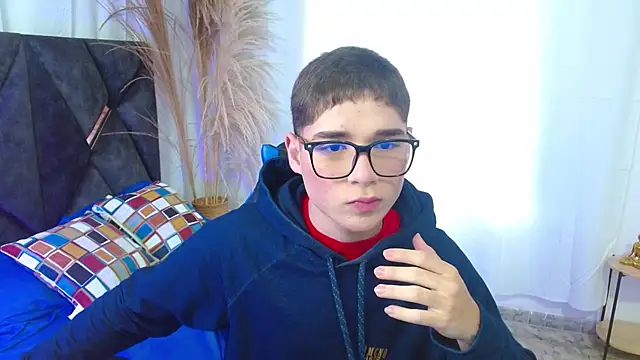 Mattass18 online show from November 2025 01:32:02 PM